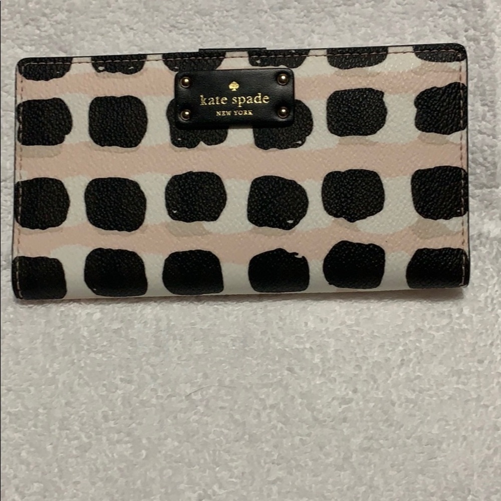 NWT 🔥 Brand new Kate ♠️ spade wallet